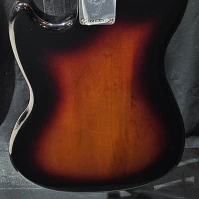Fender Player II Mustang Bass PJ - 3-color Sunburst with Maple Fingerboard 2025 image 5