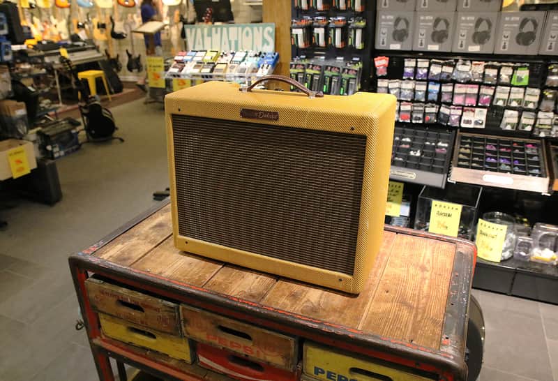 Fender '57 Deluxe Amp Reissue 12-Watt 1x12" Guitar Combo