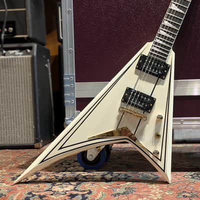 Jackson Pro Series RRT-3 Rhoads 2024 - Present - Ivory with Black Pinstripes image 1
