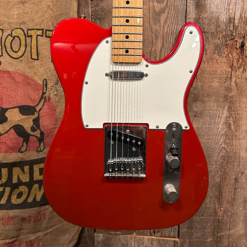 Fender Standard Telecaster 2018 - Candy Apple Red image 1