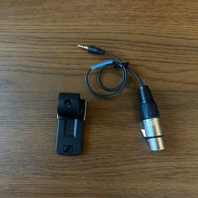 Immagine Sennheiser AVX-835 Handheld Microphone System - 3