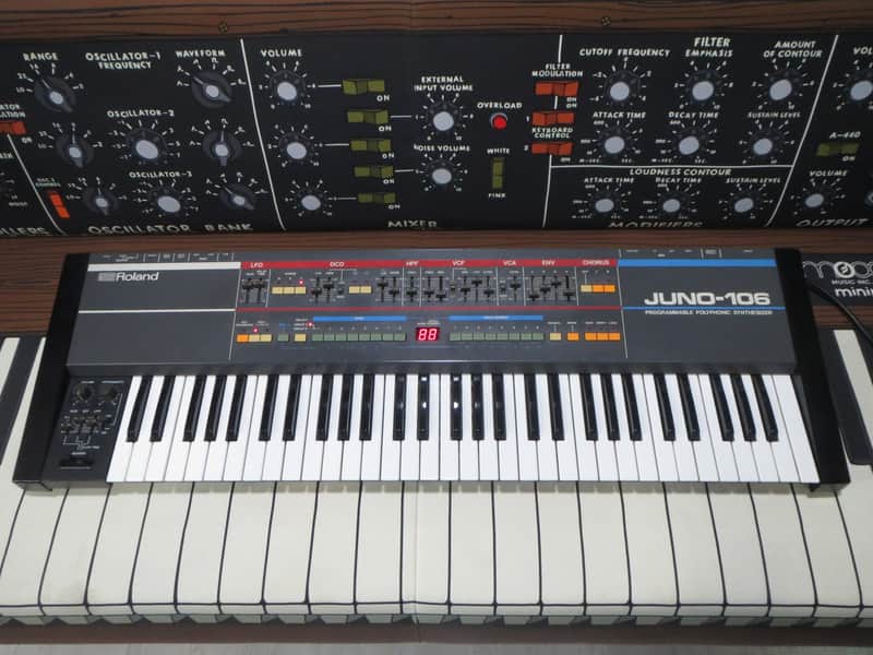 Roland Juno-106 just serviced image 1