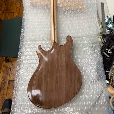 Manoli Guitars 2025 - Natural / Nitro image 3