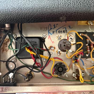 Fender Vibro Champ 6-Watt 1x8" Guitar Combo 1964 - 1967 - Black Panel image 12
