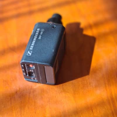 Sennheiser Sennheiser SKP100 G2 Plug-On Transmitter – Professional Wireless Power image 4