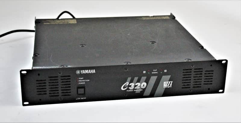 Yamaha C320 2-Channel Power Amplifier image 1