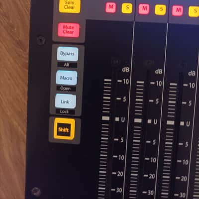 PreSonus Faderport 16 2015 2020 - Good condition image 3