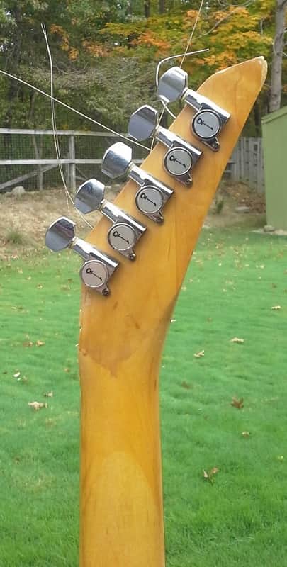 Extremely Rare 80s Charvel Charvette w/ Red Crackle Finish