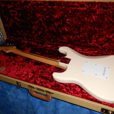 Fender Jimmie Vaughan Artist Series Stratocaster 1996-2021 with Texas Specials and G&G Fender tweed case - Olympic White image 9
