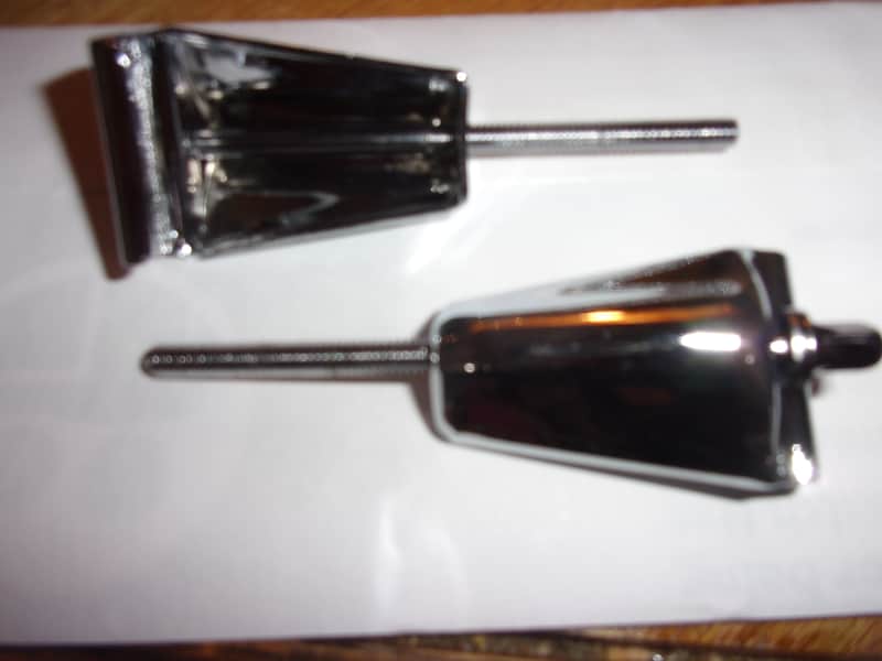 Tama Lot of 2 Bass Drum Chrome Claws and 4" Tension Rods for your Hoops / Rims image 1