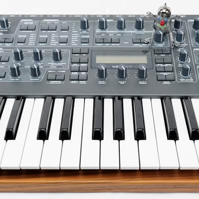 Access Virus Ti2 Darkstar Synthesizer Keyboard + Top Zustand + 1,5J Garantie image 2