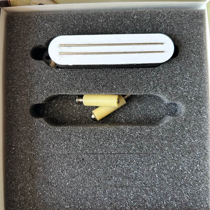 Bare Knuckle Cobra Strat Bridge Pickup - White image 1