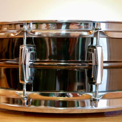 HOLY GRAAL Ludwig No. 416 Black Beauty 5x14" 10-Lug Brass Snare Drum with Pointed Blue/Olive Badge 1977 - 1979 - serial 1758452 image 7