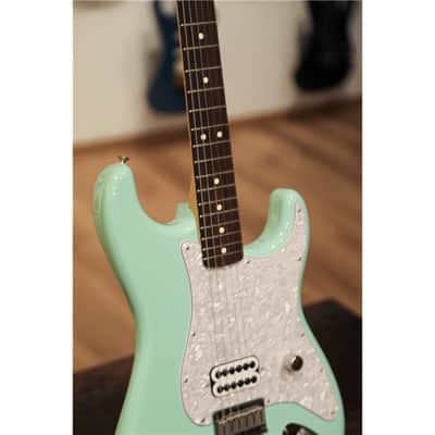FENDER Tom Delonge Strat Surf Green Limited Edition image 12
