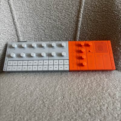 Yamaha Seqtrak Grey / Orange Bild 1