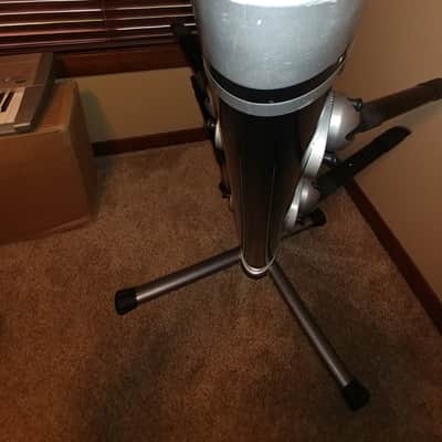 Ultimate Support AX-90 Column 2-Tier Keyboard Stand image 10