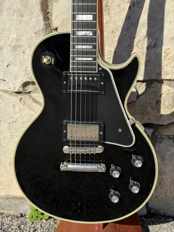 Gibson Custom Shop 1960 Reissue Les Paul Custom Black Beauty 50th Anniversary Gold Book 2010 - Black image 1