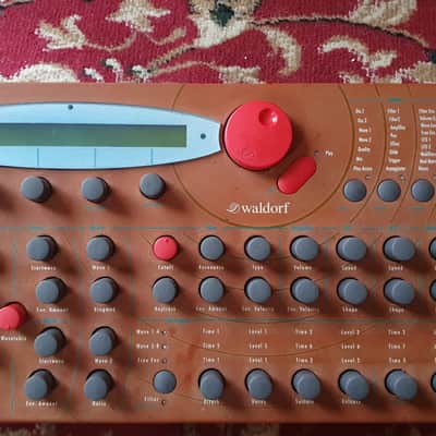 Waldorf Microwave XT Rackmount Wavetable Synthesizer 1998 - Orange