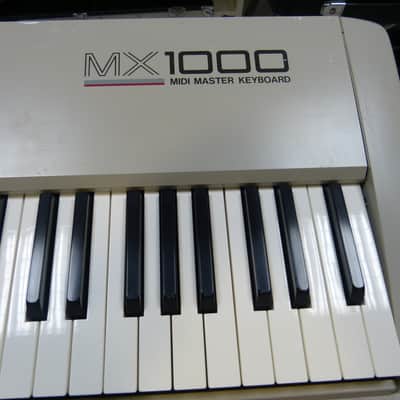 Akai MX1000 76 keys MIDI controller | Reverb