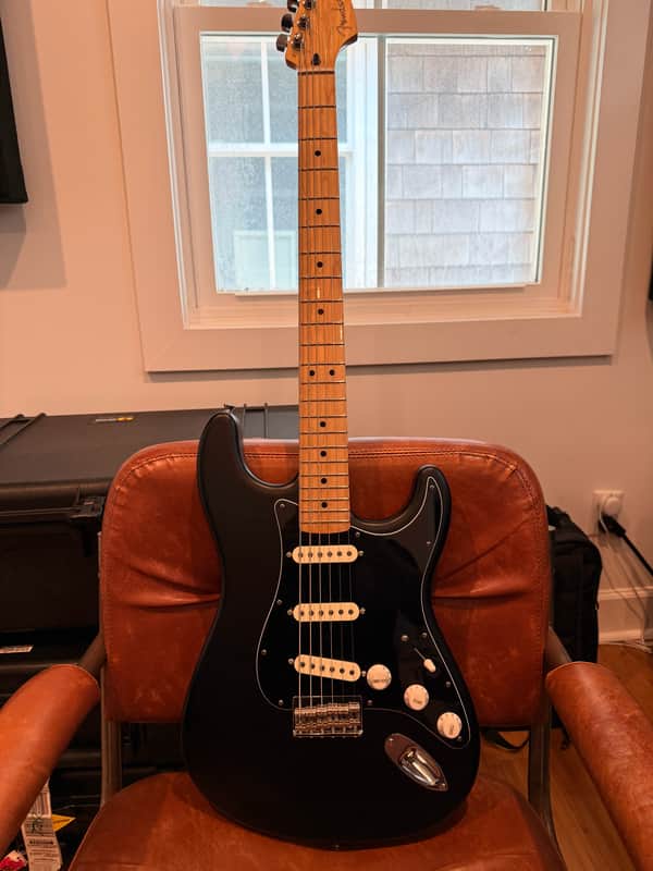 Fender Baritone Parts Guitar, Fender Baritone Neck, Warmoth body, Fralin Pickups with Reunion Blues case Parts Guitar - Black image 1