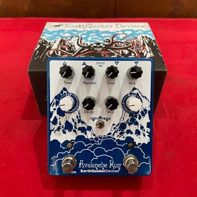 EarthQuaker Devices Avalanche Run V2 Stereo Delay and Reverb image 1