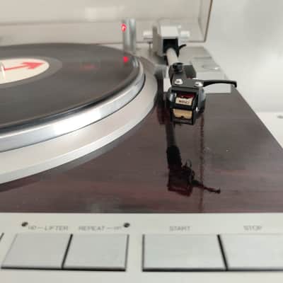 Denon DP 47F 1980-1984 - Wood image 10