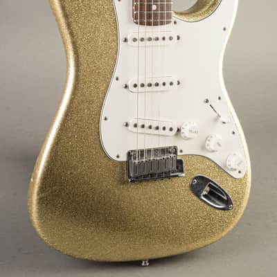 Fender Greg Fessler Masterbuilt Deluxe Stratocaster 2012, Gold Sparkle image 2