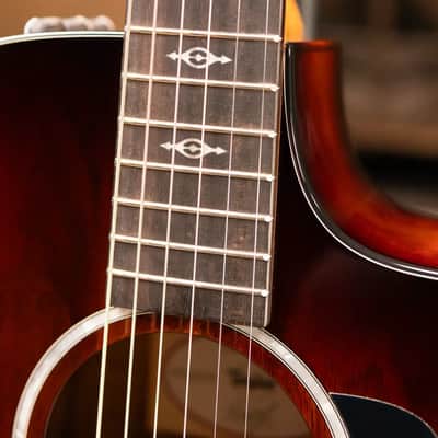 Taylor 222ce-K DLX Grand Concert Acoustic/Electric Guitar with Hardshell Case image 10