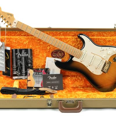 Fender American Deluxe 50th anniversary Stratocaster Sunburst 2004 image 3