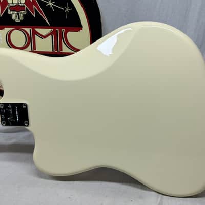 Fender 2016 Limited Edition American Special Jazzmaster Guitar with Bigsby Vibrato + Case 2016 - Olympic White / Rosewood fingerboard image 12