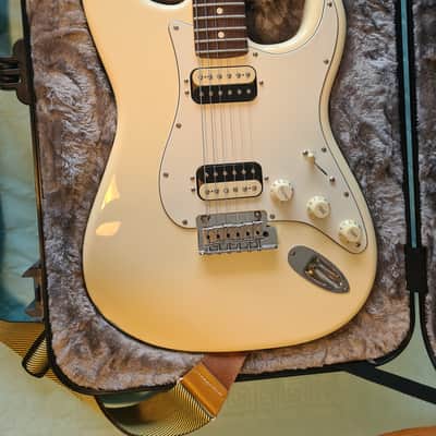 Fender American Professional Stratocaster HH 2017 - Olympic White image 5