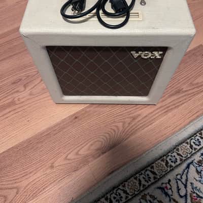 Vox AC4TV 4-Watt 1x10" Guitar Combo 2009 - 2019 - Tan image 1