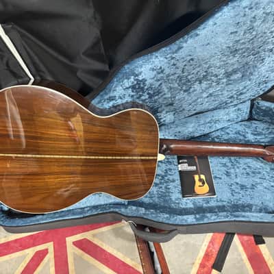 Martin OM-28 Acoustic Guitar w Case image 10