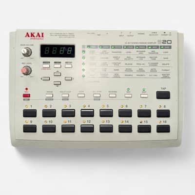 Akai S20 Stereo Phrase Sampler w/ 16MB memory + user Manual 1997 - White image 1