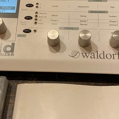 Waldorf Blofeld Desktop Synthesizer white + SL License image 3