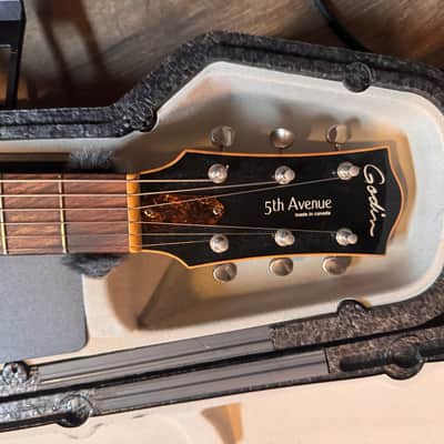 Godin 5th Avenue Kingpin 2010s - Cognac Burst image 3