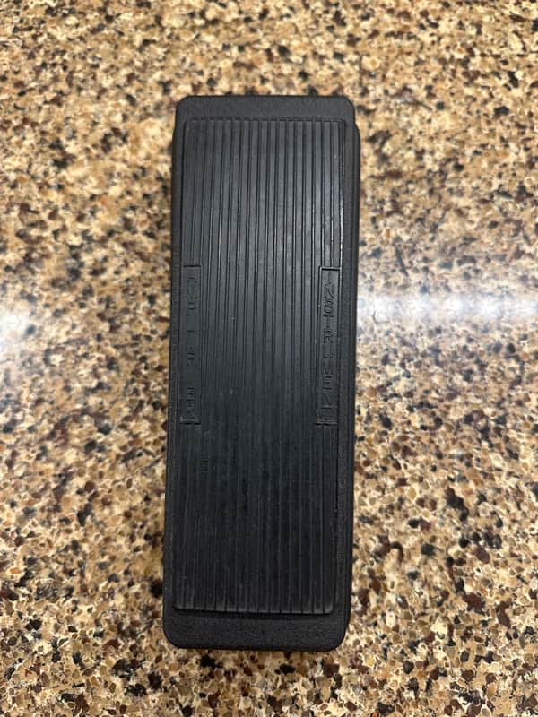 Dunlop GCB95 Cry Baby Standard Wah 1982 - Present - Black image 1