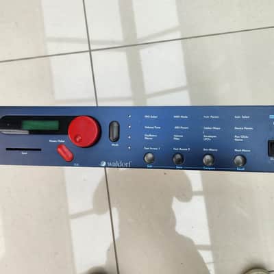 Waldorf Microwave Rackmount Wavetable Synthesizer 1989 - Blue