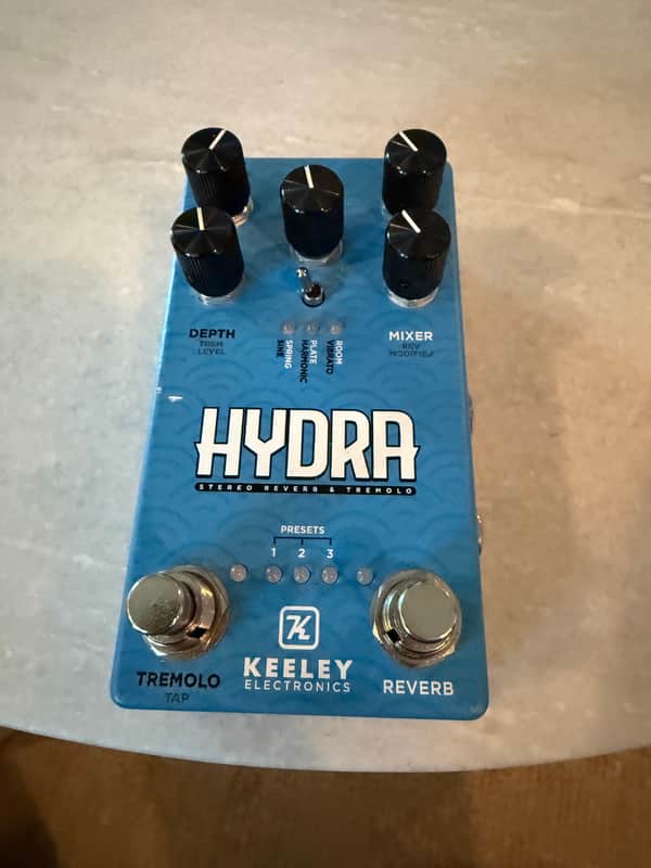 Keeley Hydra Stereo Reverb & Tremolo 2020 - Present - Blue image 1