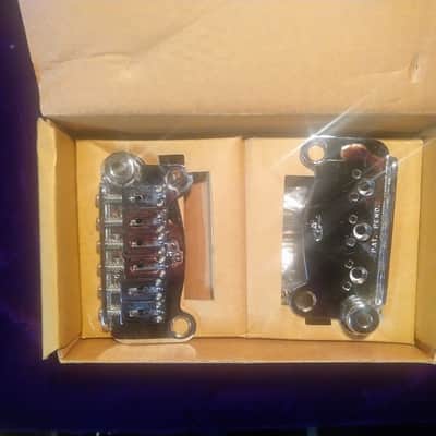 G&L Dual Fulcrum Vibrato - Left Handed Chrome image 9