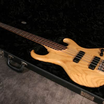 Rick Turner Electroline 4 string Bass 2005 Natural image 3