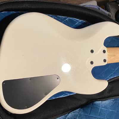 Fclef Jazz Bass 2020 Pearl white image 12