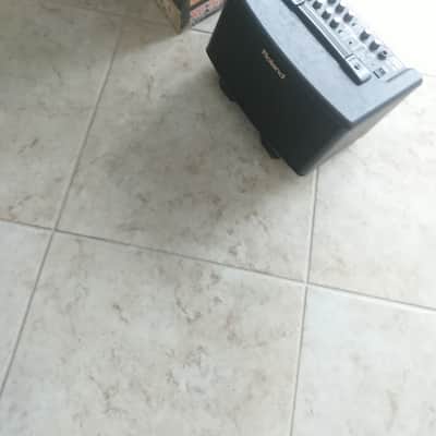 Roland AC-33 Acoustic Chorus 2-Channel 30-Watt 2x5" Acoustic Guitar Combo 2010 - Present - Black image 2
