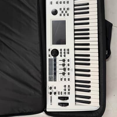 Yamaha MODX6 61-Key 16-Voice Synthesizer 2022 - Present -WHITE image 5