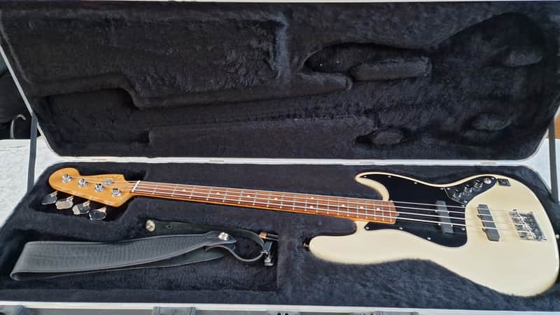 Fender American Standard Jazz Bass Custom Upgrades Olympic White 2015 image 1