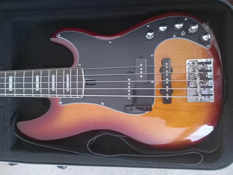 Sire Marcus Miller