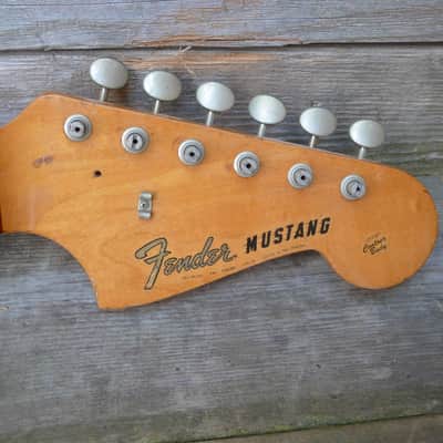 Fender mustang neck rosewood fingerboard 1965 tuners 1965 maple image 2