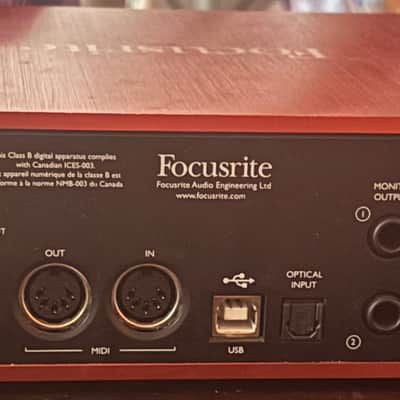 Focusrite Scarlett 18i8 2nd Gen USB Audio Interface 2016 - 2018 - Red / Black image 3
