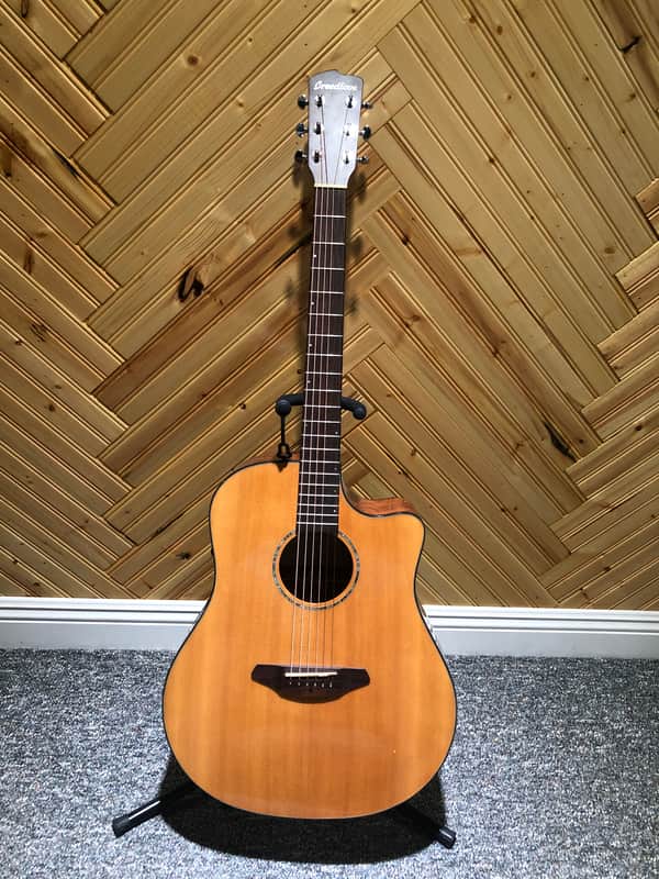 Breedlove Solo Dreadnought Cutaway Acoustic/Electric Guitar 2016 - Gloss Natural image 1