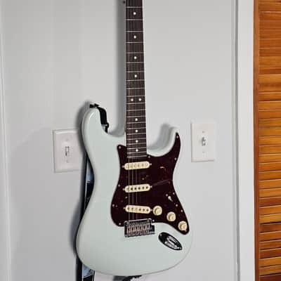 2020 Sonic Blue Fender American Professional II Stratocaster with Roasted Maple Neck, Rosewood Fretboard image 3